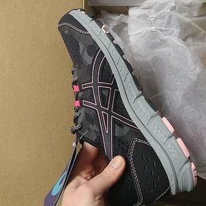 Asics tennis shoe gel-scram 4